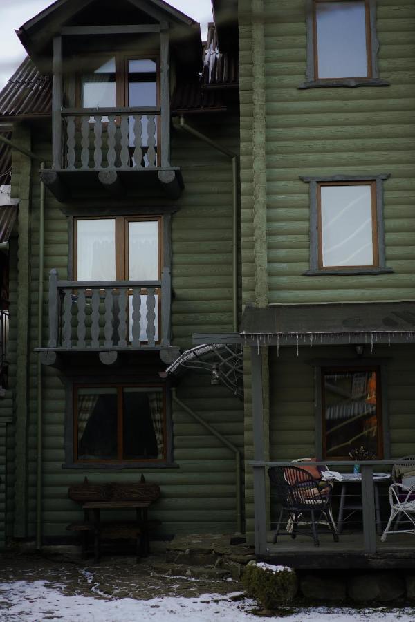 Guest House Anastasia Tatariv Exterior foto