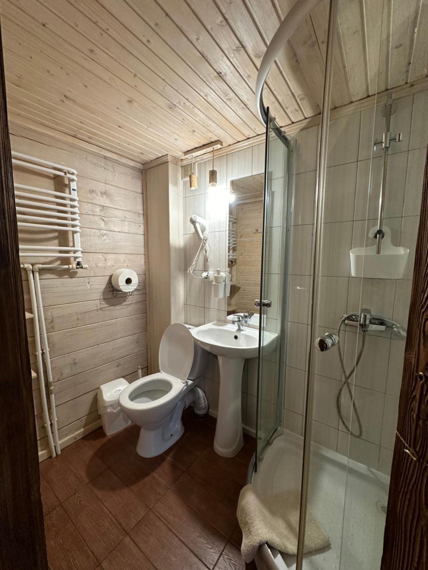 Guest House Anastasia Tatariv Exterior foto